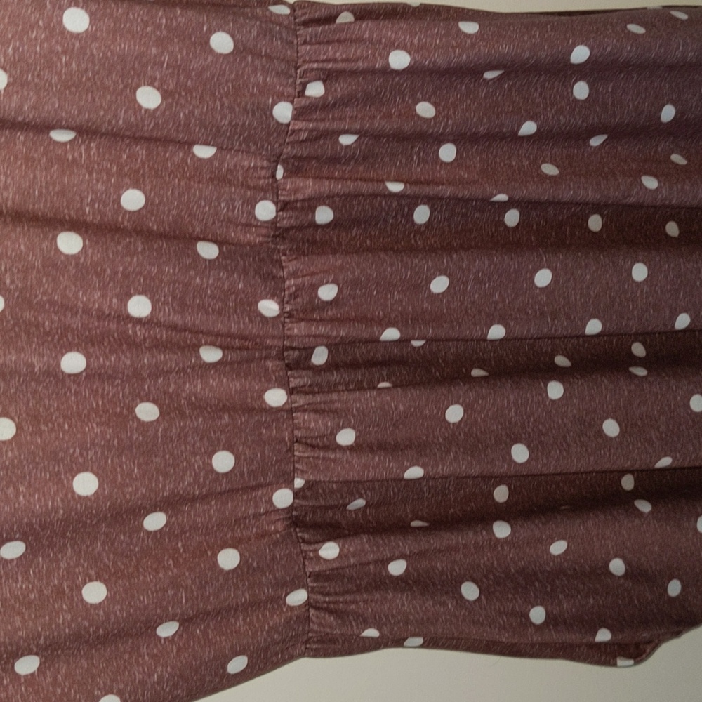 La la la Women's Size M Short Sleeve Polka Dot One Piece Popover Dress w/Pockets - Picture 4 of 10